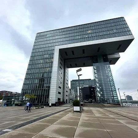 Apartment Cologne 17